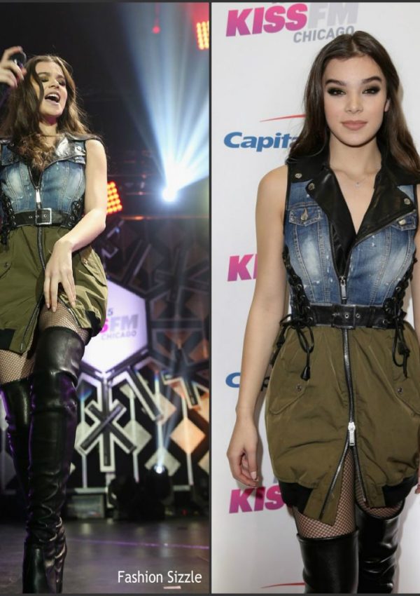 Hailee Steinfeld  In Dsquared2  Performing  AT Y100’S IHeartRadio 2016 Jingle Ball