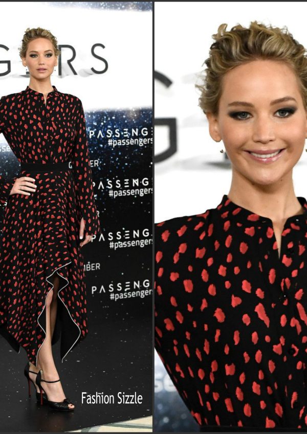 Jennifer Lawrence  In Proenza Schouler  At The Passengers London  Photocall