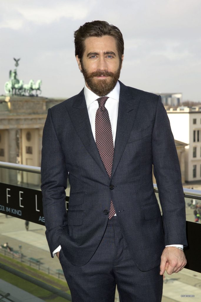 Jake Gyllenhaal in Tom Ford – ‘Life’ Berlin Photocall - Fashionsizzle