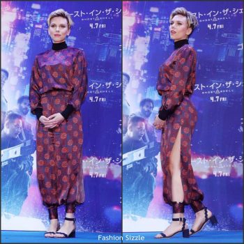 scarlett-johansson-in-haney-ghost-in-theshell-tokyo-press-conference-700×700
