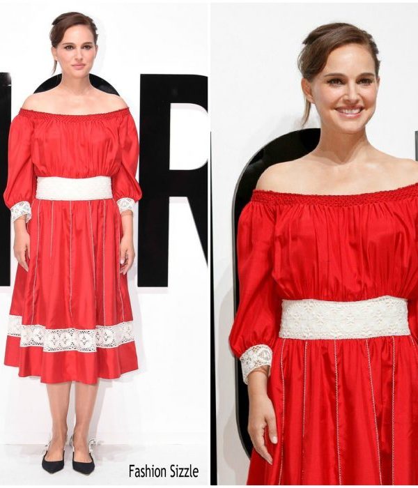 Natalie Portman In Christian Dior – ‘Dior For Love’ Photocall