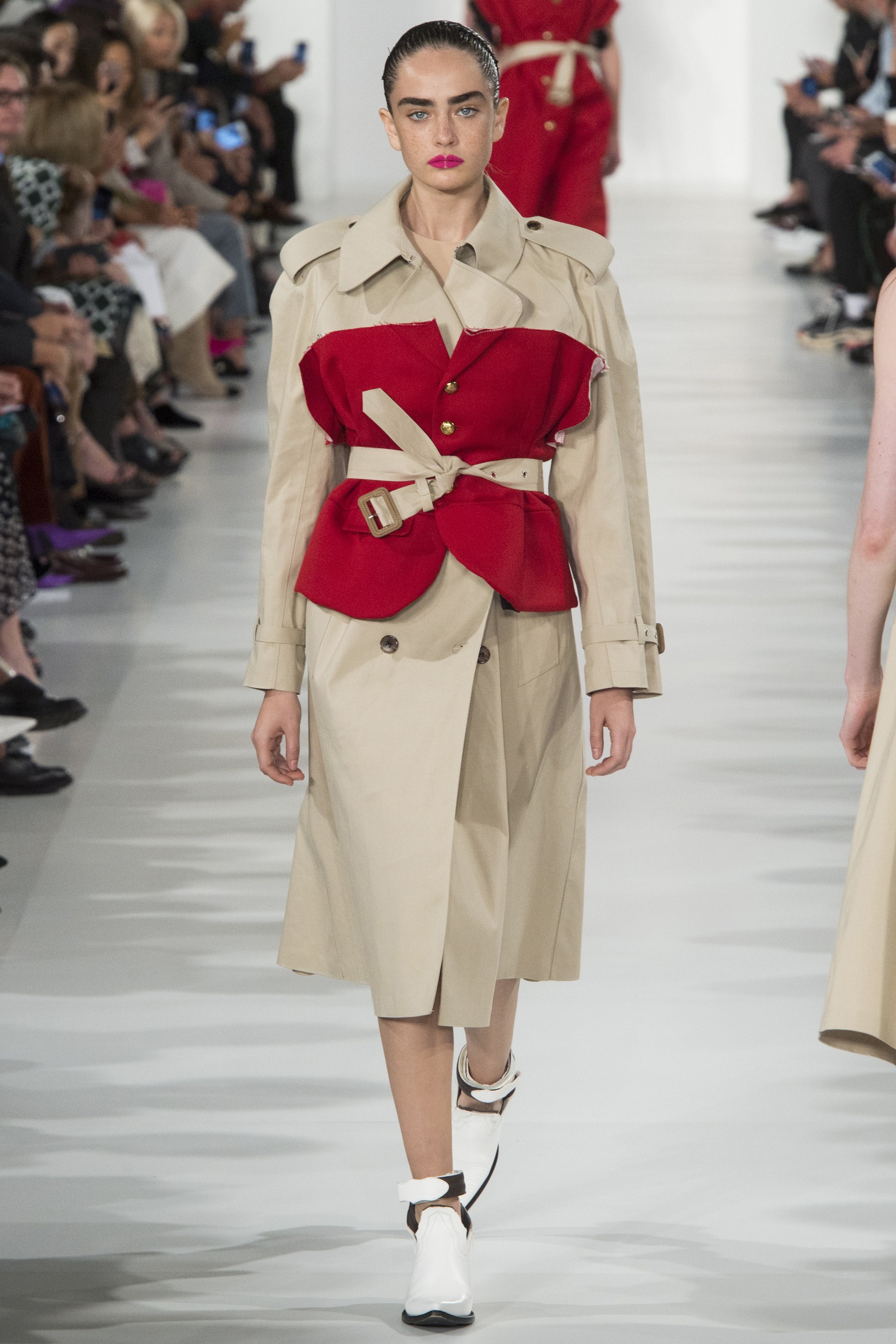 Spring 2018 Runway Fashion Trend – Trench Coats