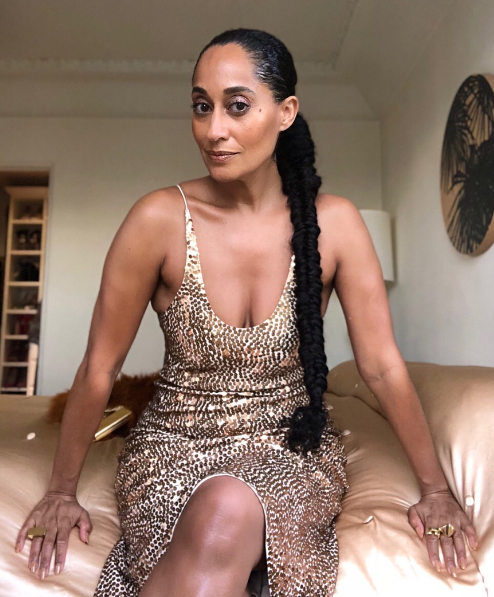 Tracee Ellis Ross In Narciso Rodriguez @ 2018 NAACP Image Awards.