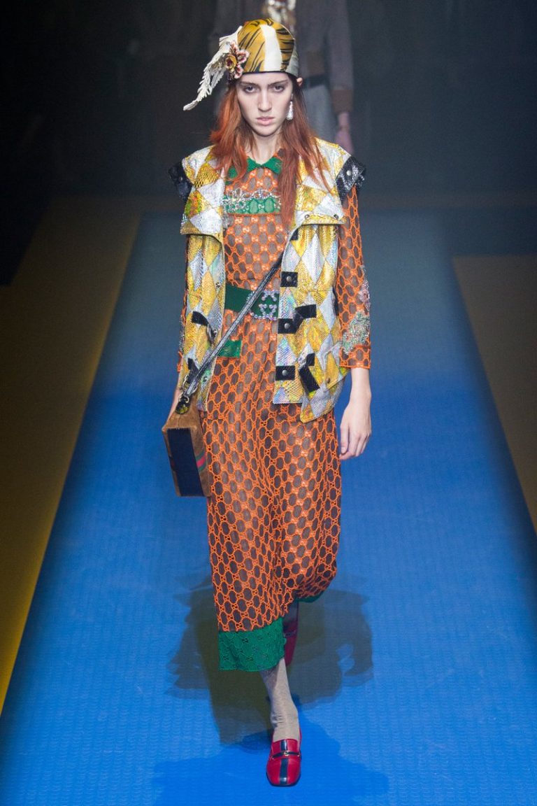 Elizabeth Debicki in Gucci @ 'Peter Rabbit' LA Premiere - Fashion ...