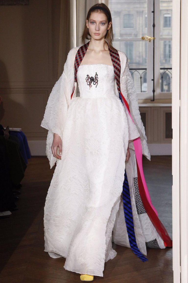 Eiza González In Schiaparelli Couture @ 2018 Vanity Fair Oscar Party ...