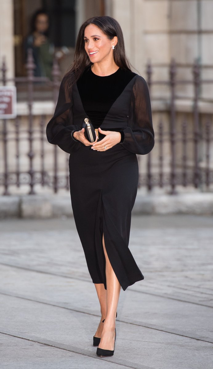 Meghan, Duchess of Sussex In Givenchy @ ‘Oceania’ Exhibition Opening
