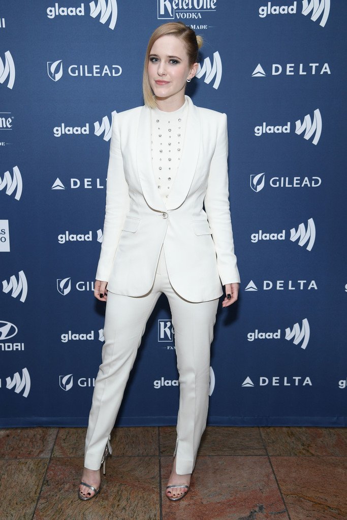rachel-brosnahan-in-ralph-&-russo-@-the-30th-annual-glaad-media-awards-new-york