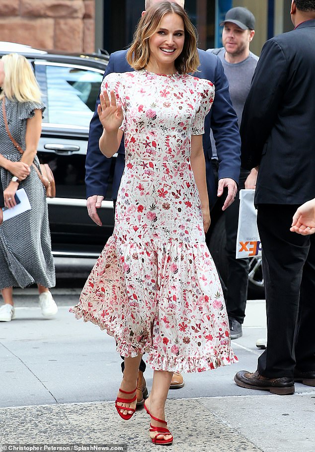 natalie-portman-in-the-vampire’s-wife-floral-dress-@-the-‘lucy-in-the-sky’-build-series