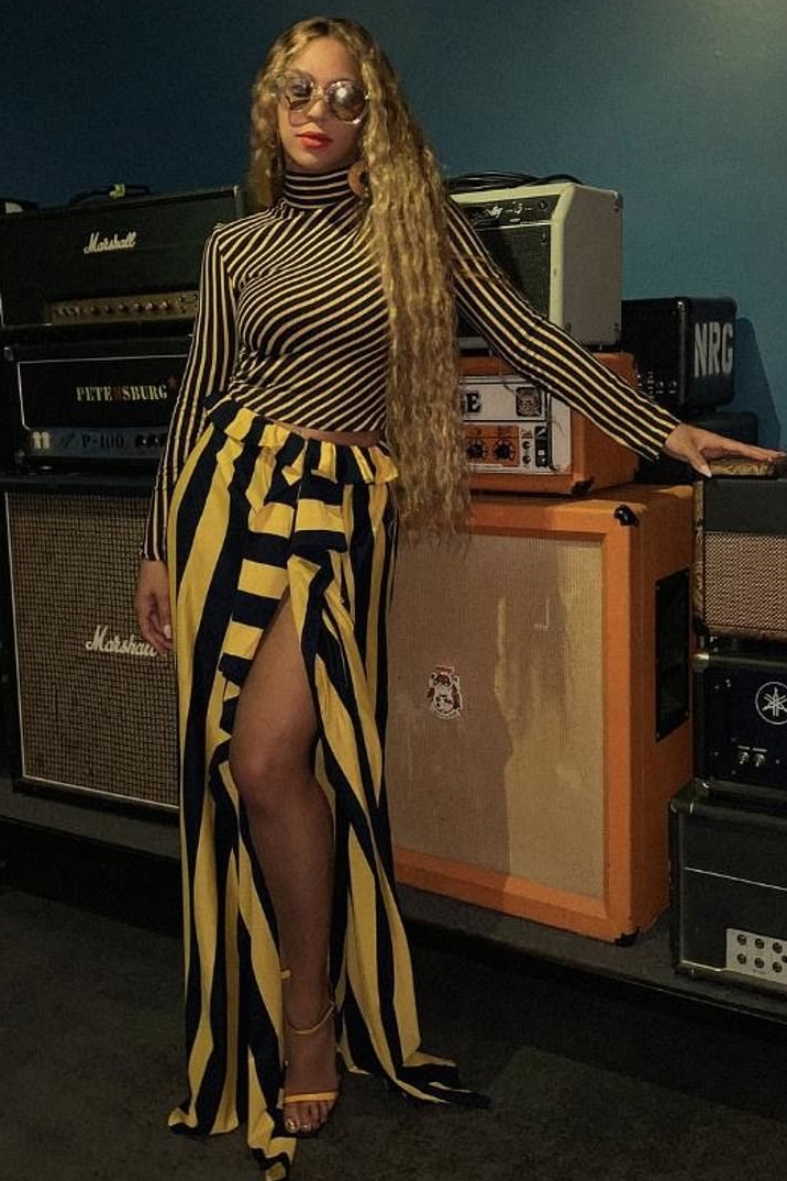 Beyonce Knowles In Fe Noel - Website Pic - Fashionsizzle