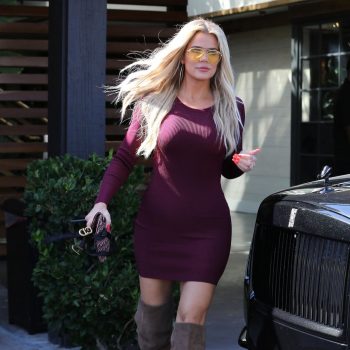 khloe-kardashian-out-for-lunch-@-plata-taqueria-&-cantina-in-agoura-hills