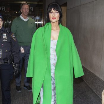 kacey-musgraves-in-neon-dorothee-schumacher-coat-outside-the-today-show