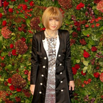 anna-wintour-in-chanel-evening-standard-theatre-awards-2019-in-london