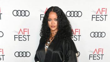 rihanna-in-vintage-john-galliano-the-queen-silm-premiere-at-afi-fest-2019