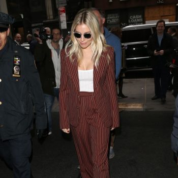 sienna-miller-in-marc-jacobs-arriving-the-today-show-in-new-york