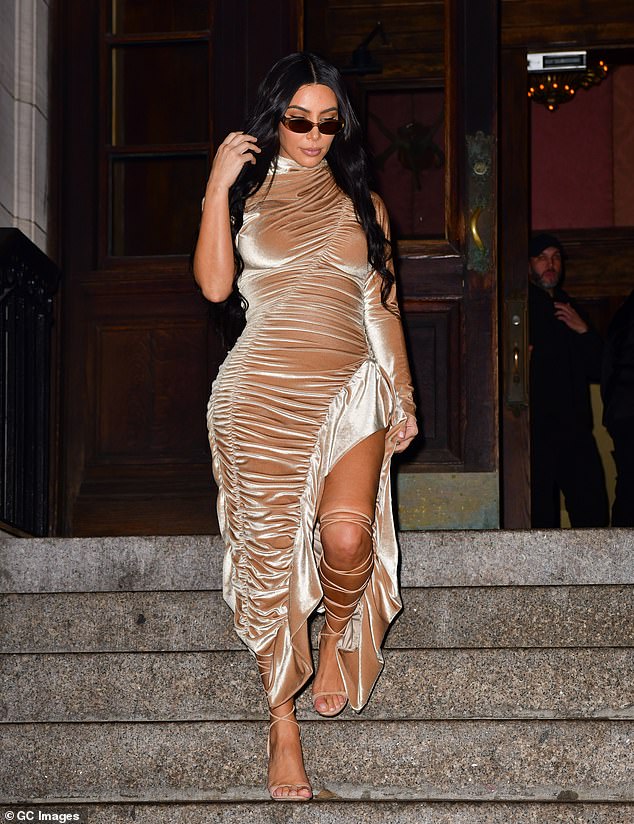 kim-kardashian-in-a-gold-velvet-gown-kanye-wests-opera-mary-opening-in-new-york