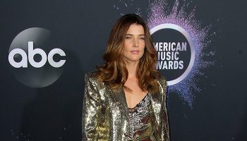 cobie-smulders-in-dundas-2019-american-music-awards