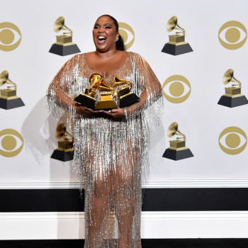 lizzo-in-atelier-versace-gown-2020-grammy-awards