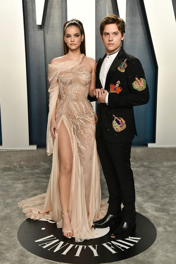 Barbara Palvin &  Dylan Sprouse  In Atelier Versace @ 2020 Vanity Fair Oscar Party.