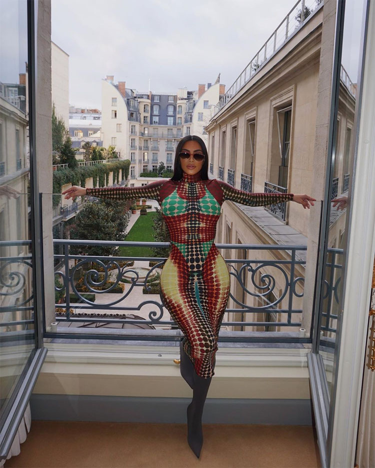 Kim Kardashian  In Vintage Jean Paul Gaultier In Paris