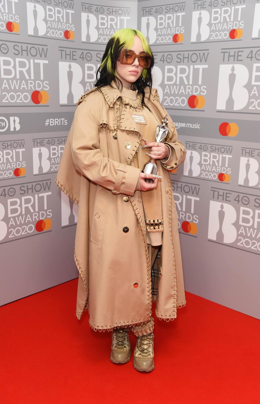 Billie Eilish In Burberry 2020 The Brit Awards Fashionsizzle