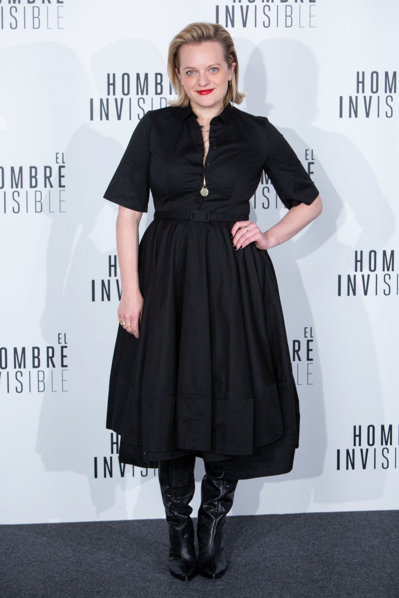 Elisabeth Moss  In CO Dress @  “The Invisible Man” Premiere in Madrid