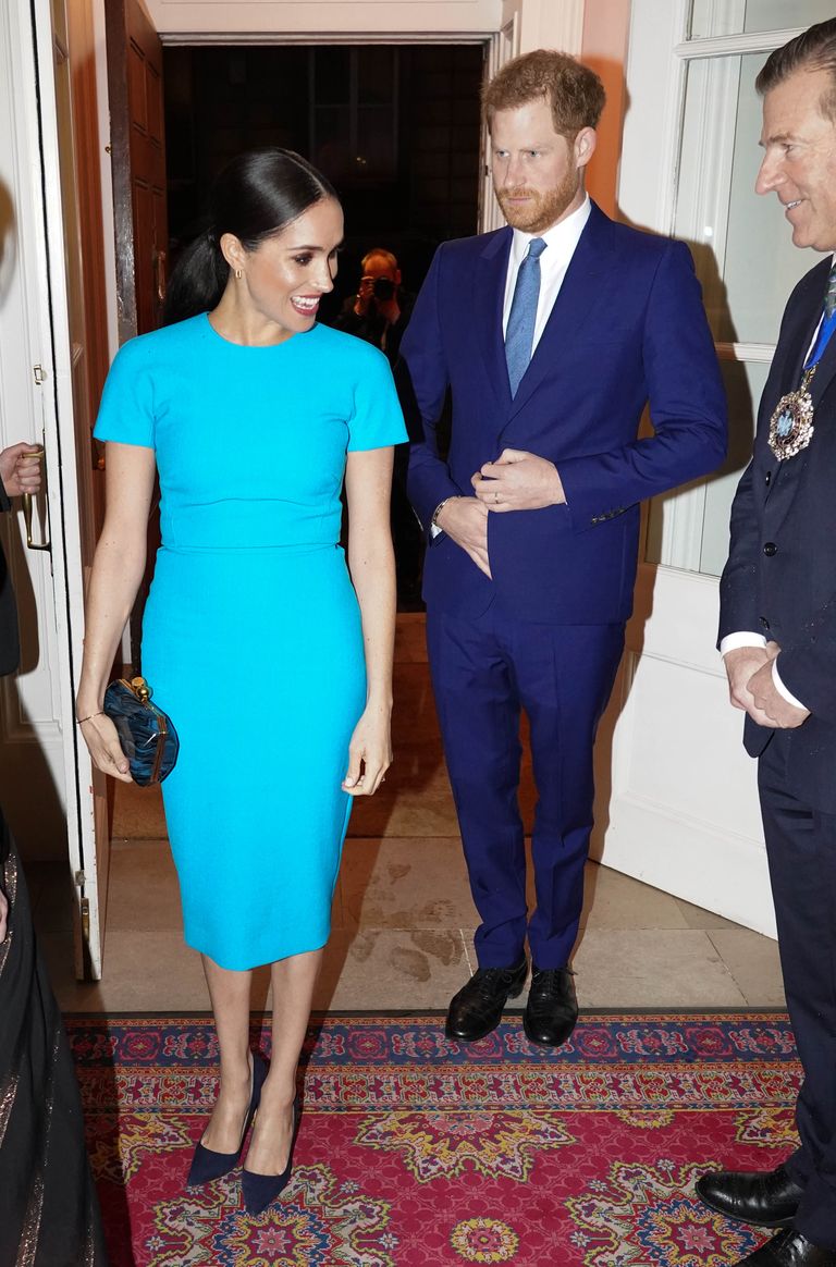 meghan-duchess-of-sussex-in-victoria-beckham-the-endeavour-fund-awards
