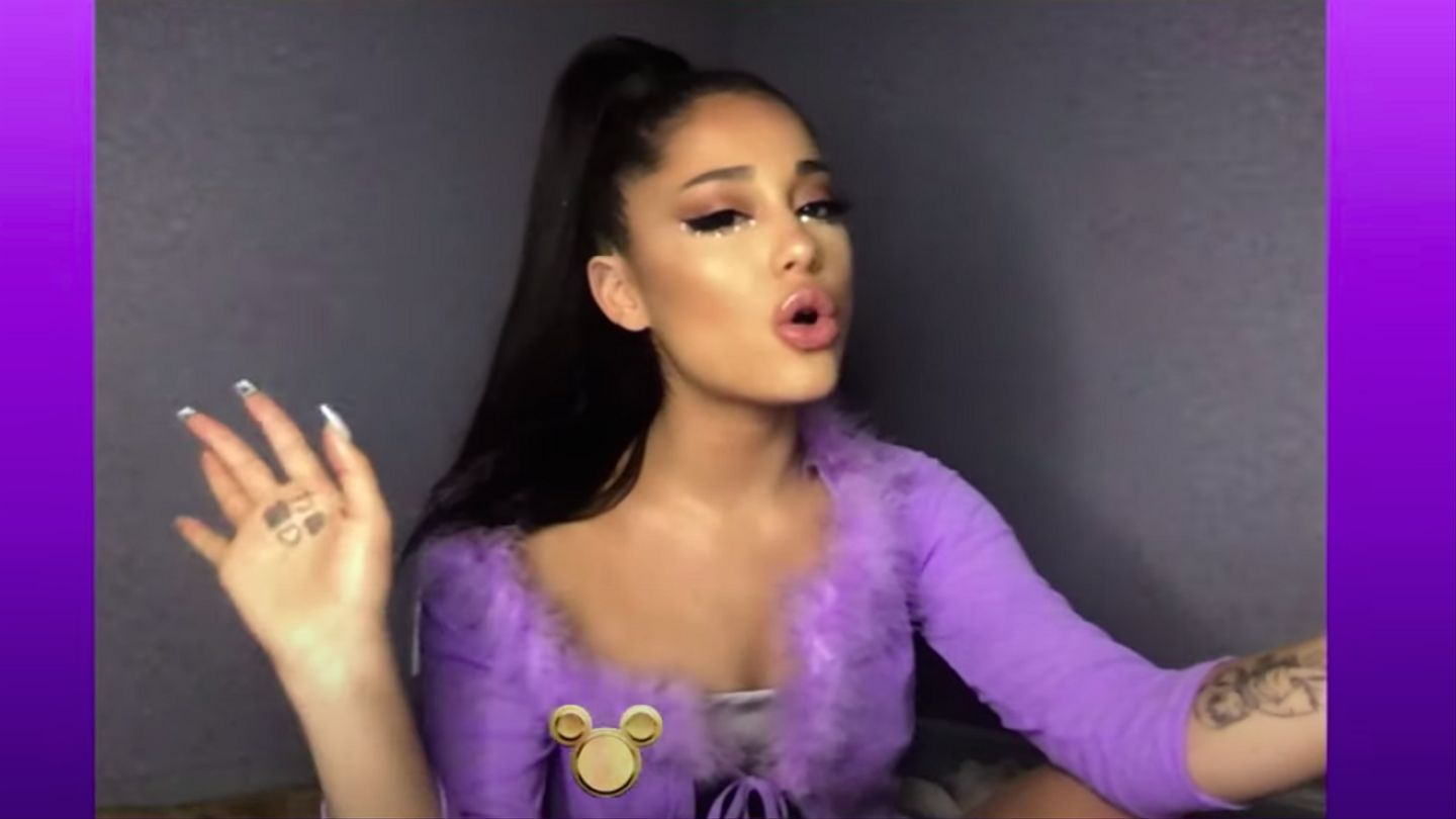 Ariana Grande Performs ‘I Won’t Say I’m In Love’ @ The Disney Family Singalong