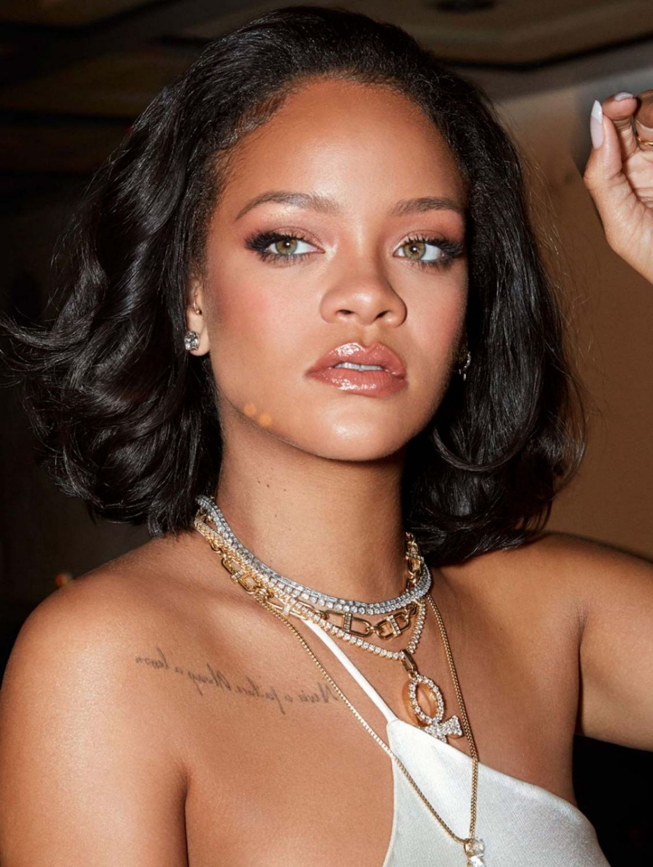 Rihanna  Showcases Fenty Beauty: Cream Blush & Bronzer 2020