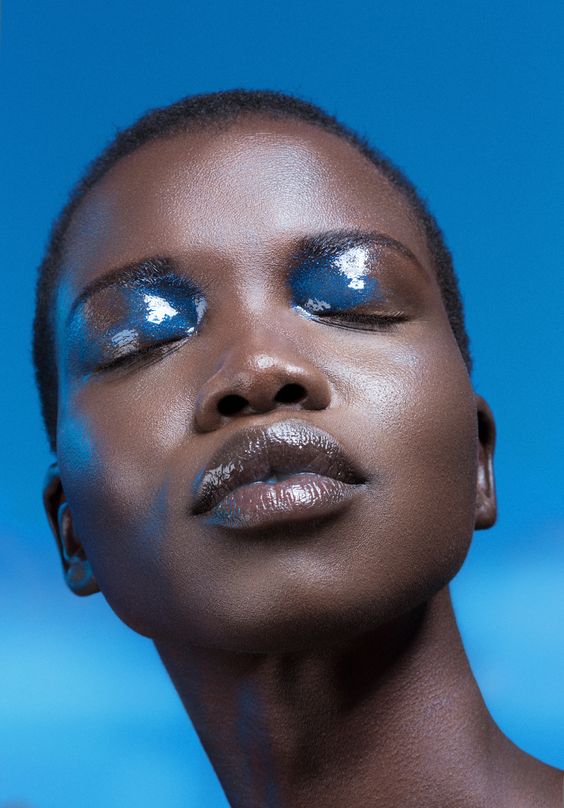 How To Get Glossy Eyes