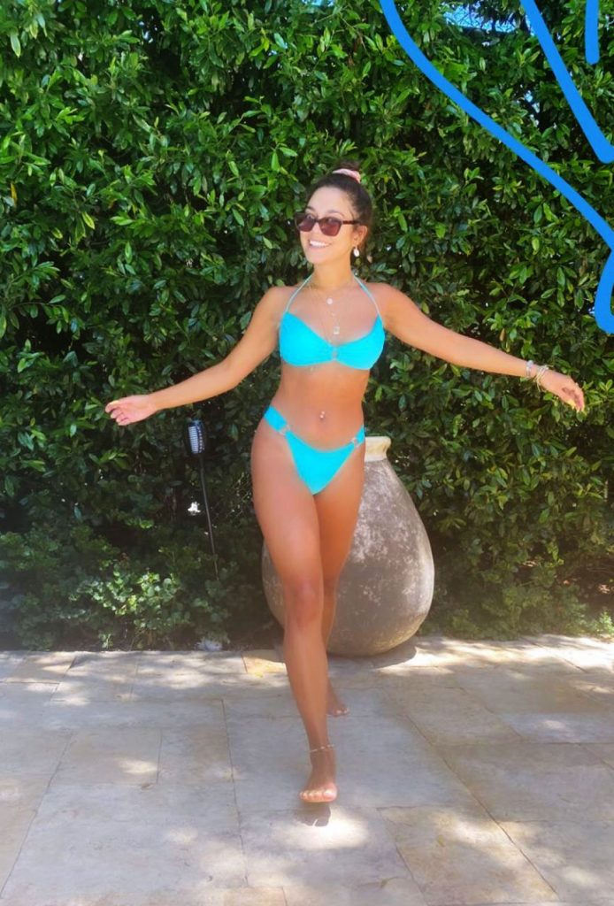 Vanessa Hudgens Shares Bikini Pic For Her Instagram Story May