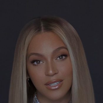 beyonce-in-alessandra-rich-the-2020-bet-awards