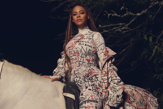 beyonce in burberry