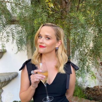 reese-witherspoon-in-louis-vuitton-the-2020-virtual-emmy-awards