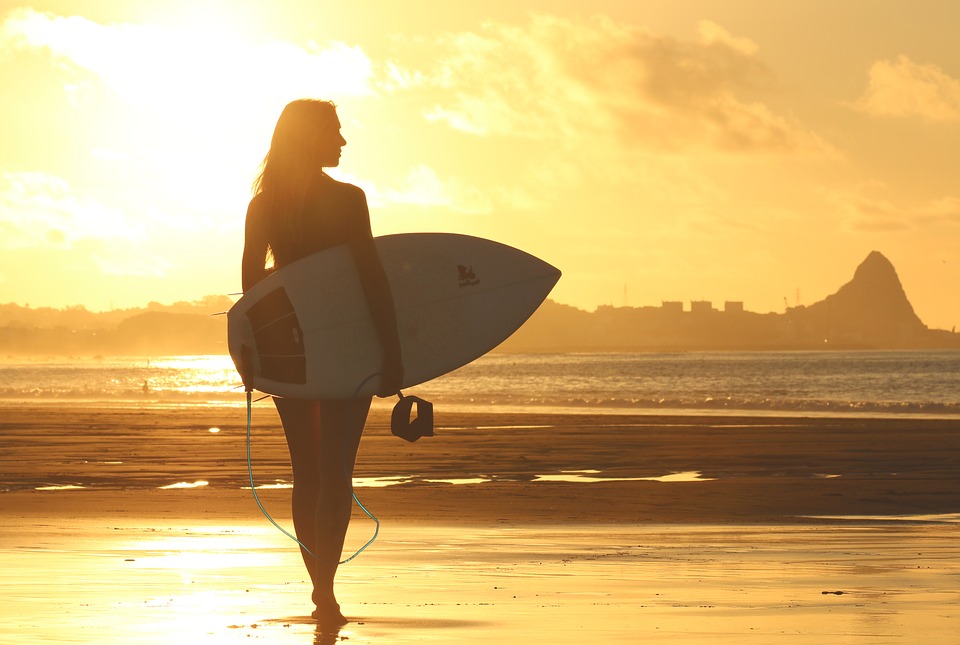 6-reasons-why-you-cant-just-wear-anything-when-you-surf