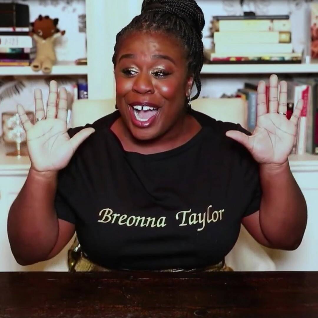 uzo-aduba-in-breonna-taylor-tribute-t-shirt-accepting-her-2020-emmy-awards