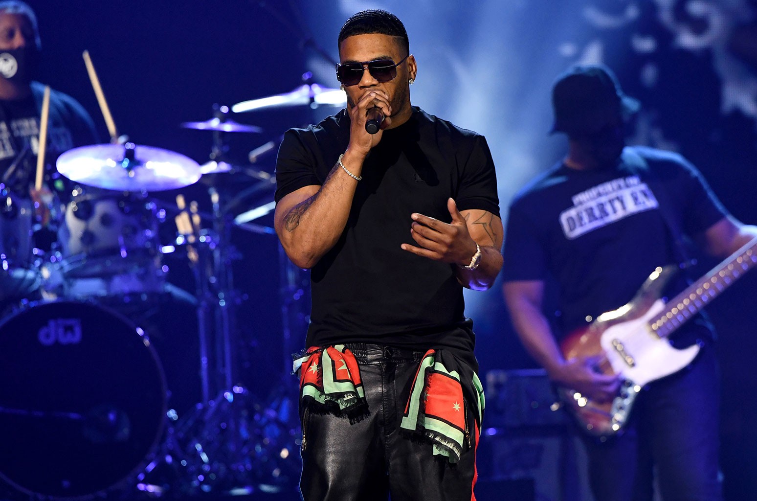 nelly-performs-greatest-hits-medley-2020-american-music-awards