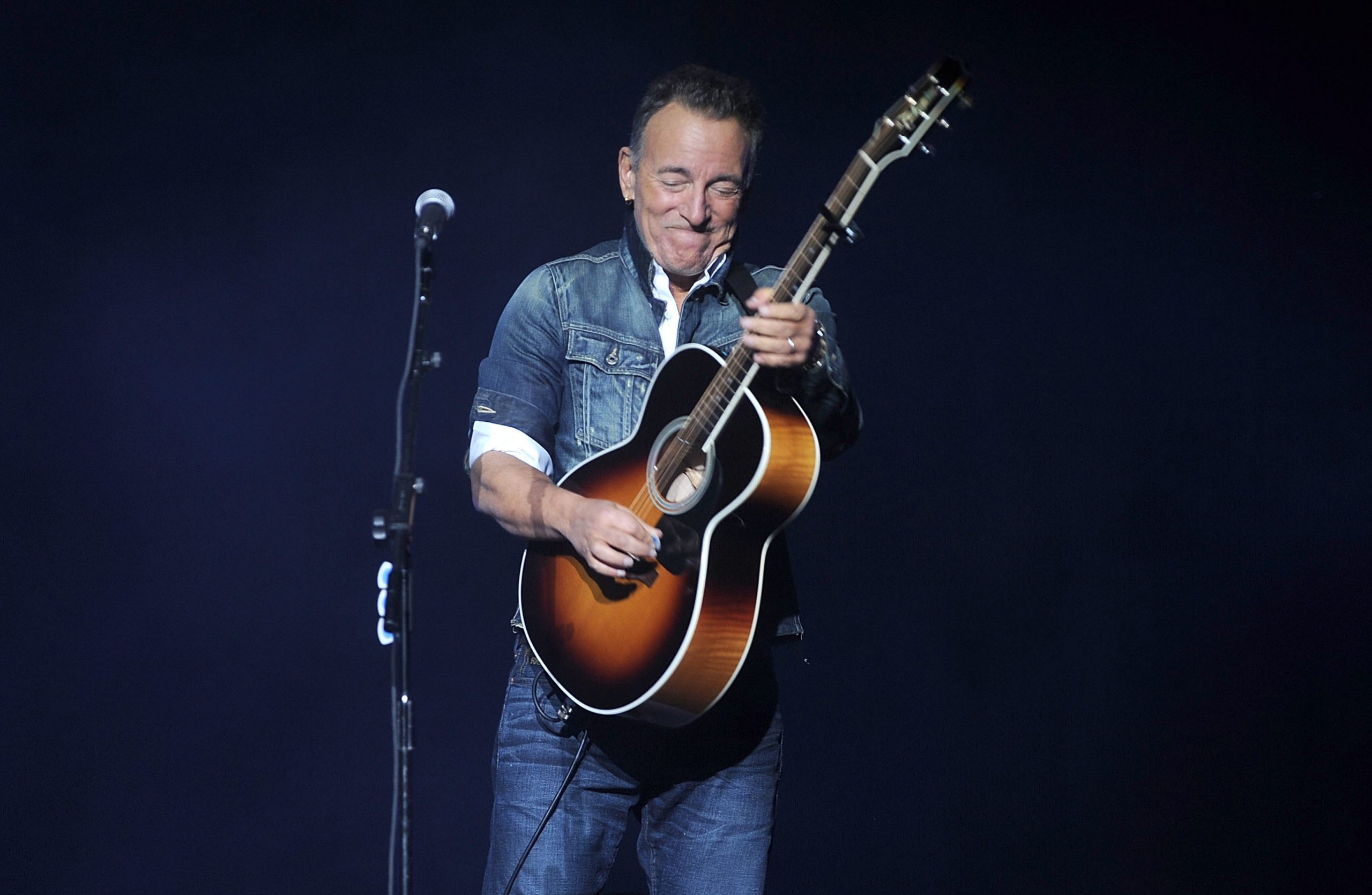 Bruce Springsteen Narrates Joe Biden Campaign Ad In Former VP’s Hometown In PA