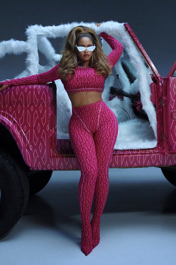 beyonce-stuns-in-pink-outfit-for-icy-park-collection-with-adidas