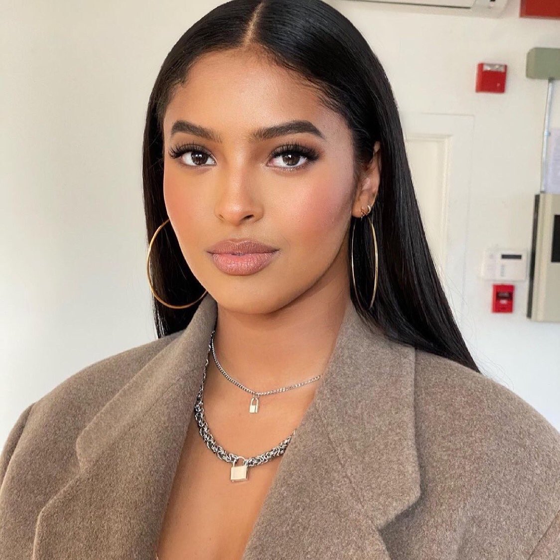 vanessa-bryant-praises-daughter-natalia-for-pursuing-a-modeling-career-daddy-would-be-so-happy​