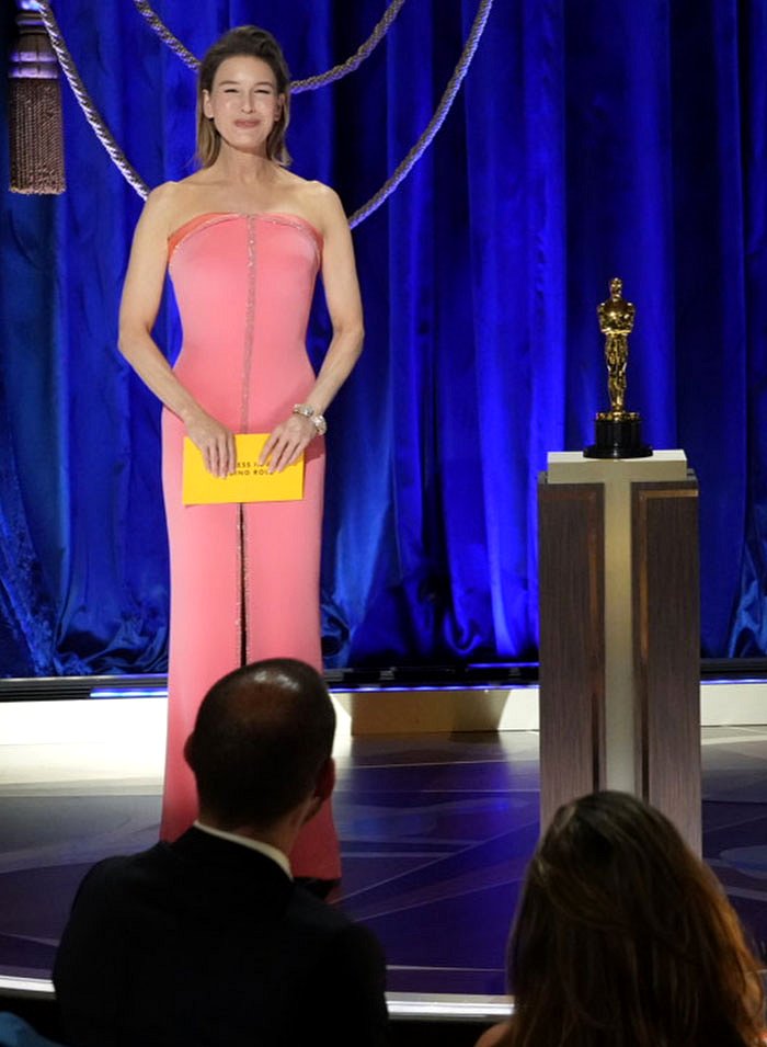Renée Zellweger Wore  Giorgio Armani Privé @ 2021 Oscars