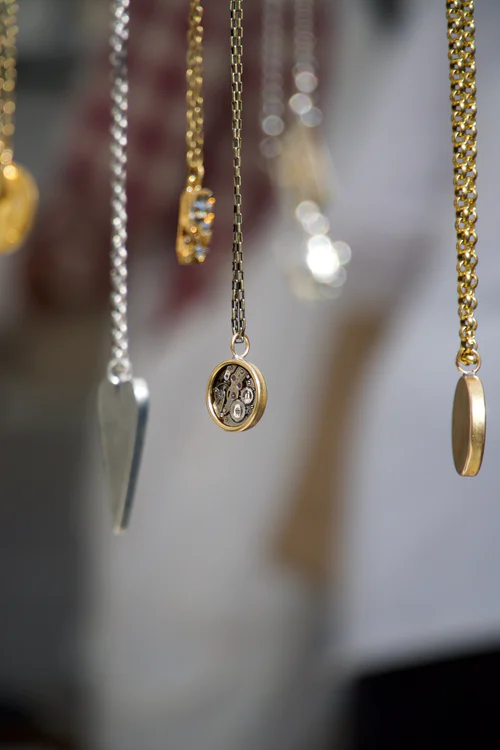 You Won’t Believe These Lovely Jewelry Hacks: Try Something New