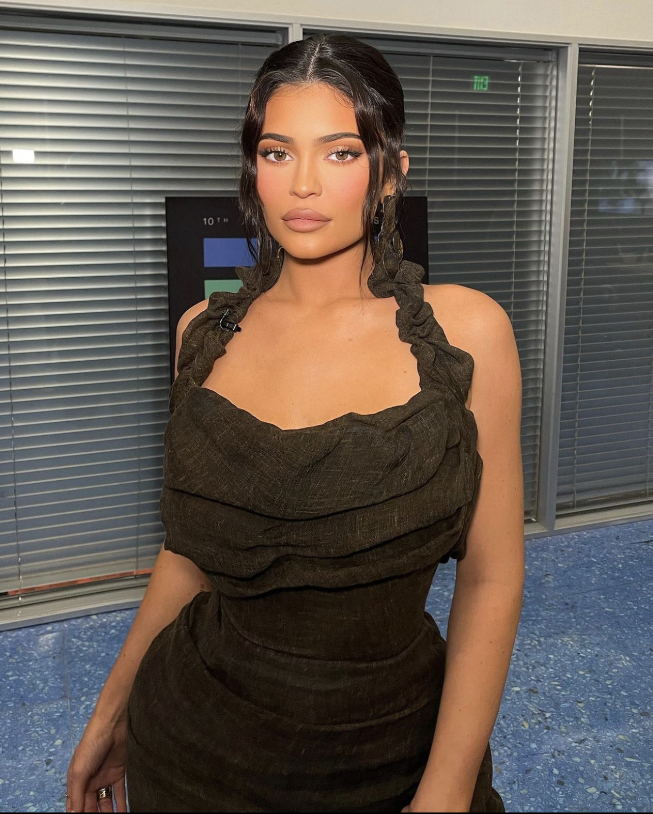 kylie-jenner-wore-vivienne-westwood-dress-keeping-up-with-the-kardashians-reunion