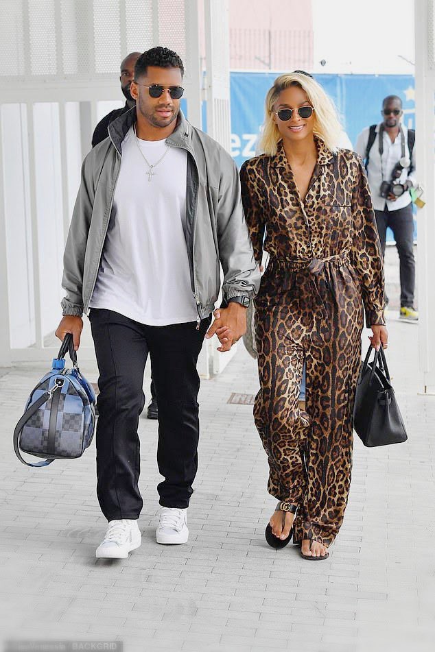 ciara-and-russel-wilson-leaves-venice-07-04-2021
