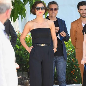 maggie-gyllenhaal-wore-celine-the-cannes-film-festival-jury-photocall