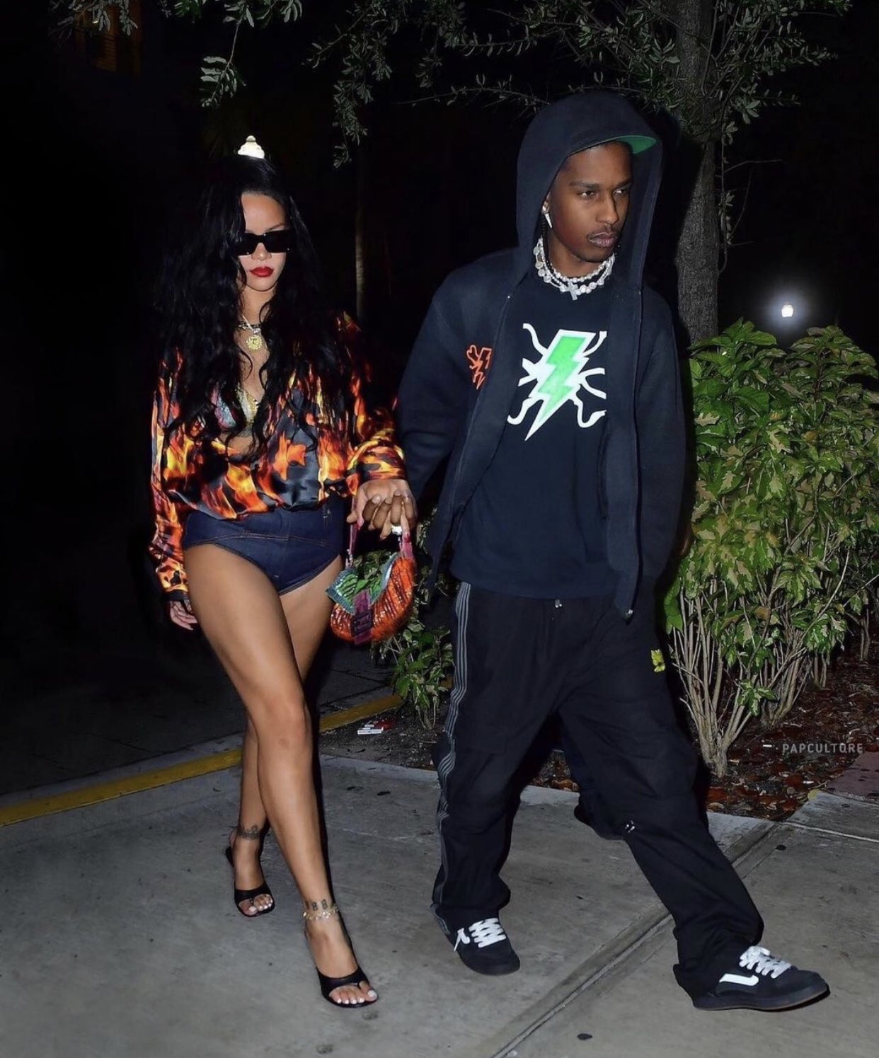 rihanna-wore-denim-shorts-with-asap-rocky-in-miami