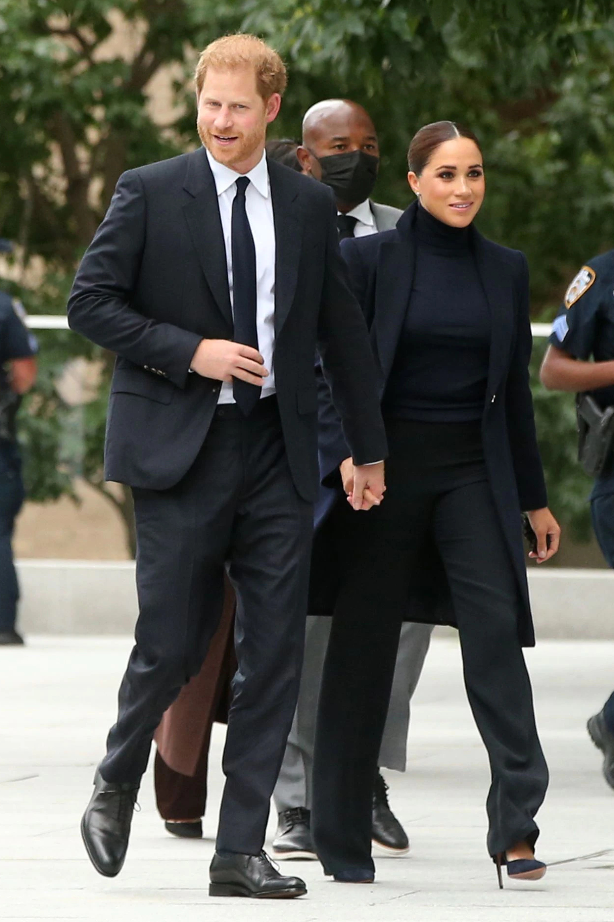 meghan-markle-wears-emporio-armani-s-wool-coat-one-world-trade-center-observatory-september-23-2021