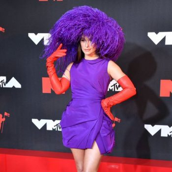 kacey-musgraves-wore-valentino-haute-couture-2021-mtv-video-music-awards