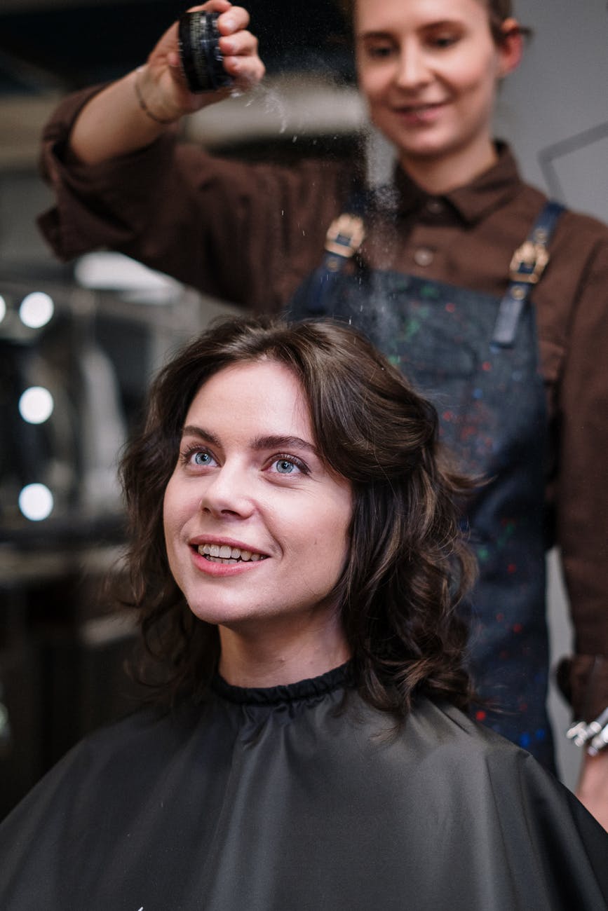 Choosing the Ideal Hair Salon for Your New Look