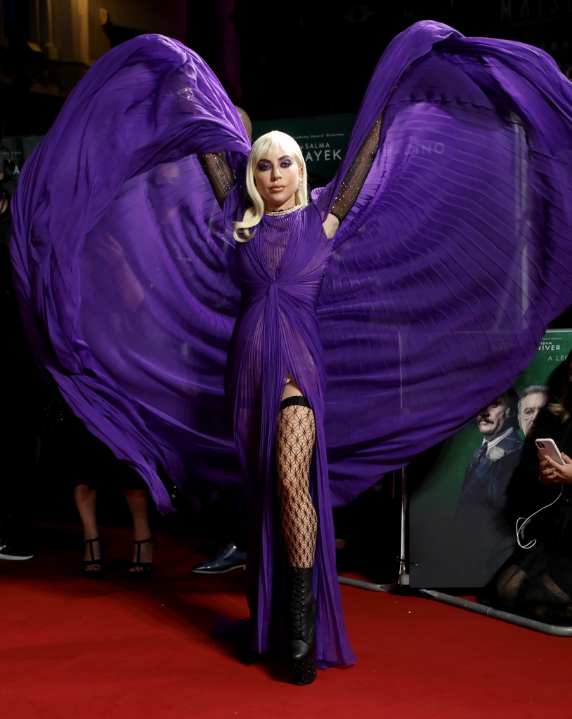 lady-gaga-wore-gucci-house-of-gucci-london-premiere