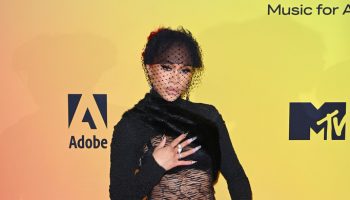 saweetie-wore-givenchy-mtv-emas-2021-in-budapest-hungary